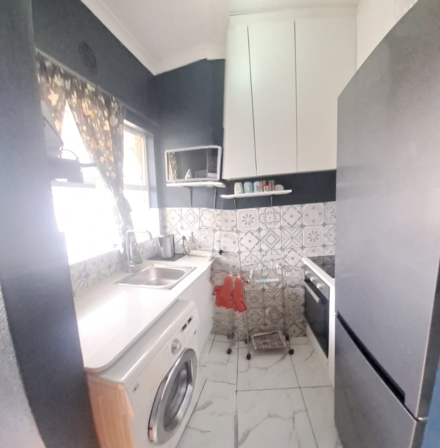 To Let 1 Bedroom Property for Rent in Rosebank Western Cape